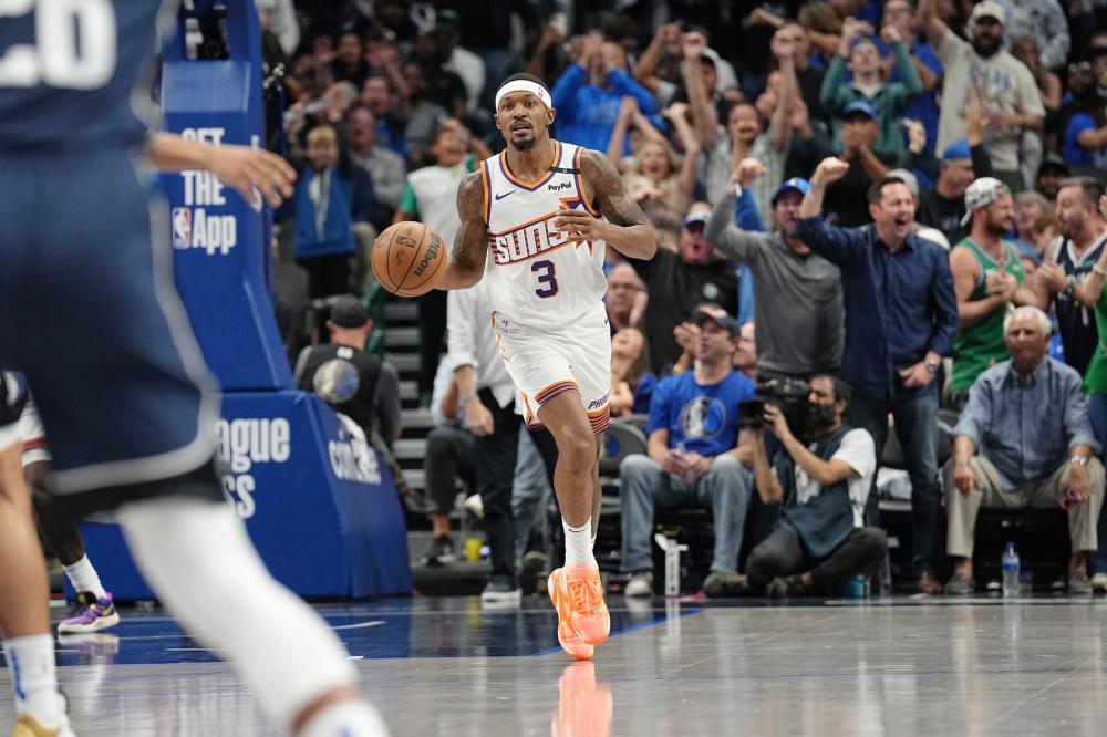 的中场组合 的中场组合