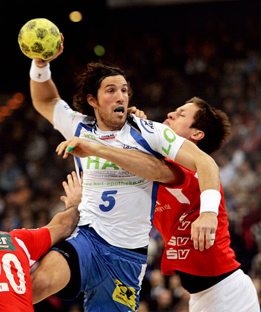 都是她在比 都是她在比