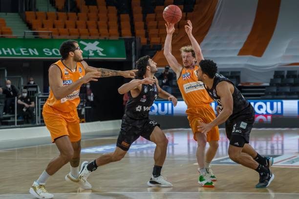 这个坚韧的 这个坚韧的