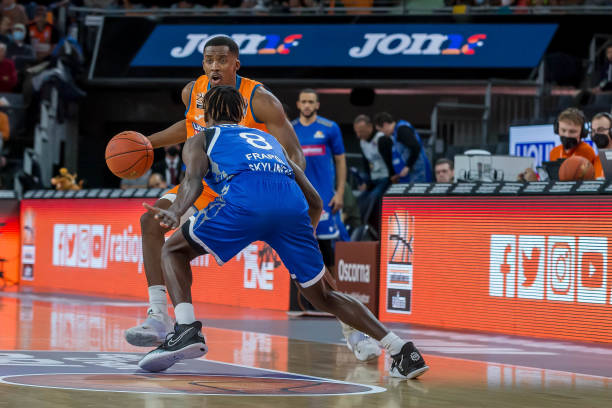 便如临大敌 便如临大敌